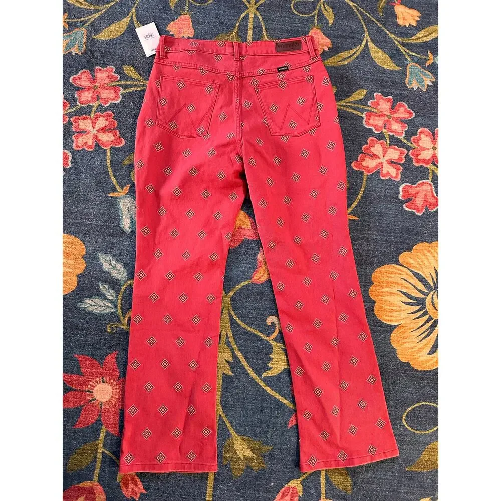 NWT Wrangler High-Rise Bold Boot Jeans Size 31 x 30